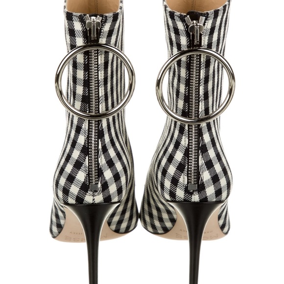 New cute booties. - Picture 2 of 3